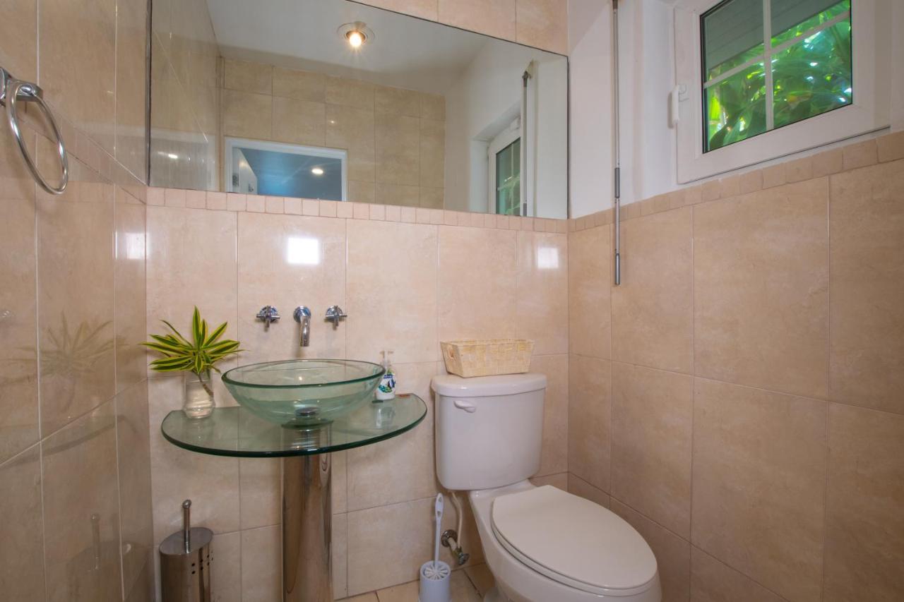 Caprice 9 - Oceanfront Villa - Gated Community With Pool Насау Екстериор снимка